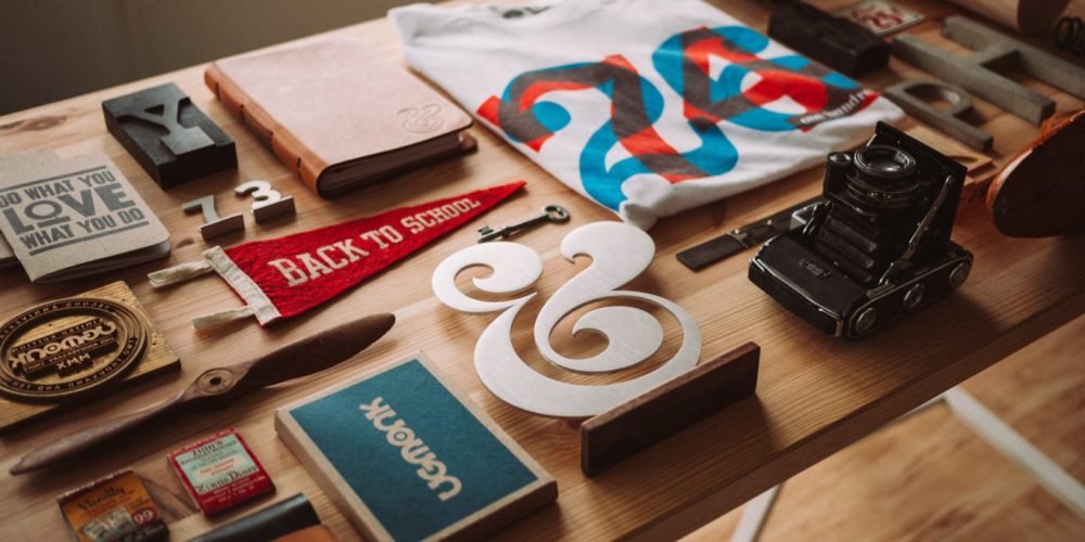 designer-typography-table-shop designer-typography-table-shop